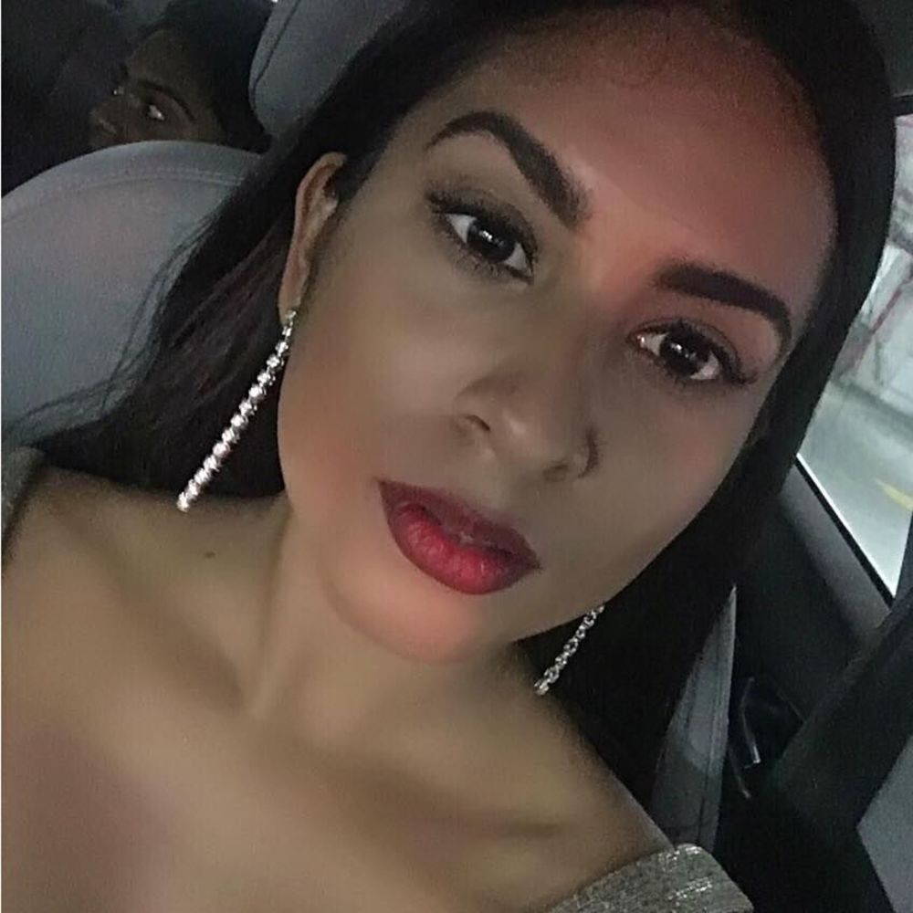 Meet your Posher, Dinusha